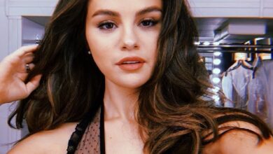 Selena Gomez Curly Hair: 6 Best Pictures Of Selena Gomez With Her Hair